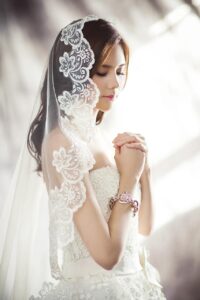 結婚の決断ができないあなたの悩みを解消する方法は？