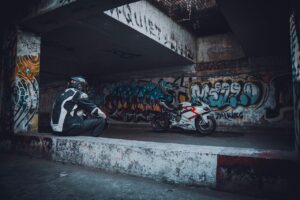 友達に紹介されない恋愛の不安を解消する方法は？